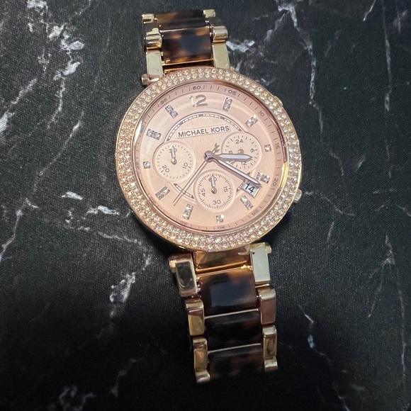 Michael Kors watch - Picture 9 of 13